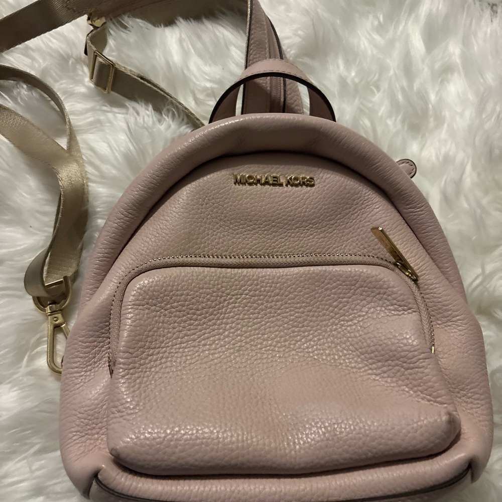 Michael Kors Blush Leather Backpack - Picture 5 of 11